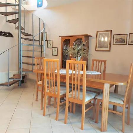 Elani Private Retreat - Anna Garden Escape Βίλα