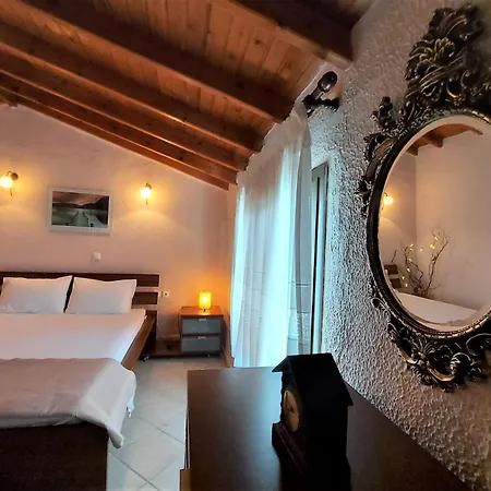 Villa Elani Private Retreat - Anna Garden Escape *