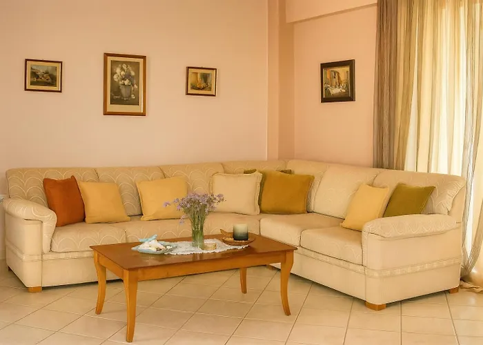 Elani Private Retreat - Anna Garden Escape Villa Siviri